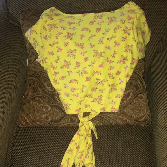 Floral crop top - Picture 4 of 4